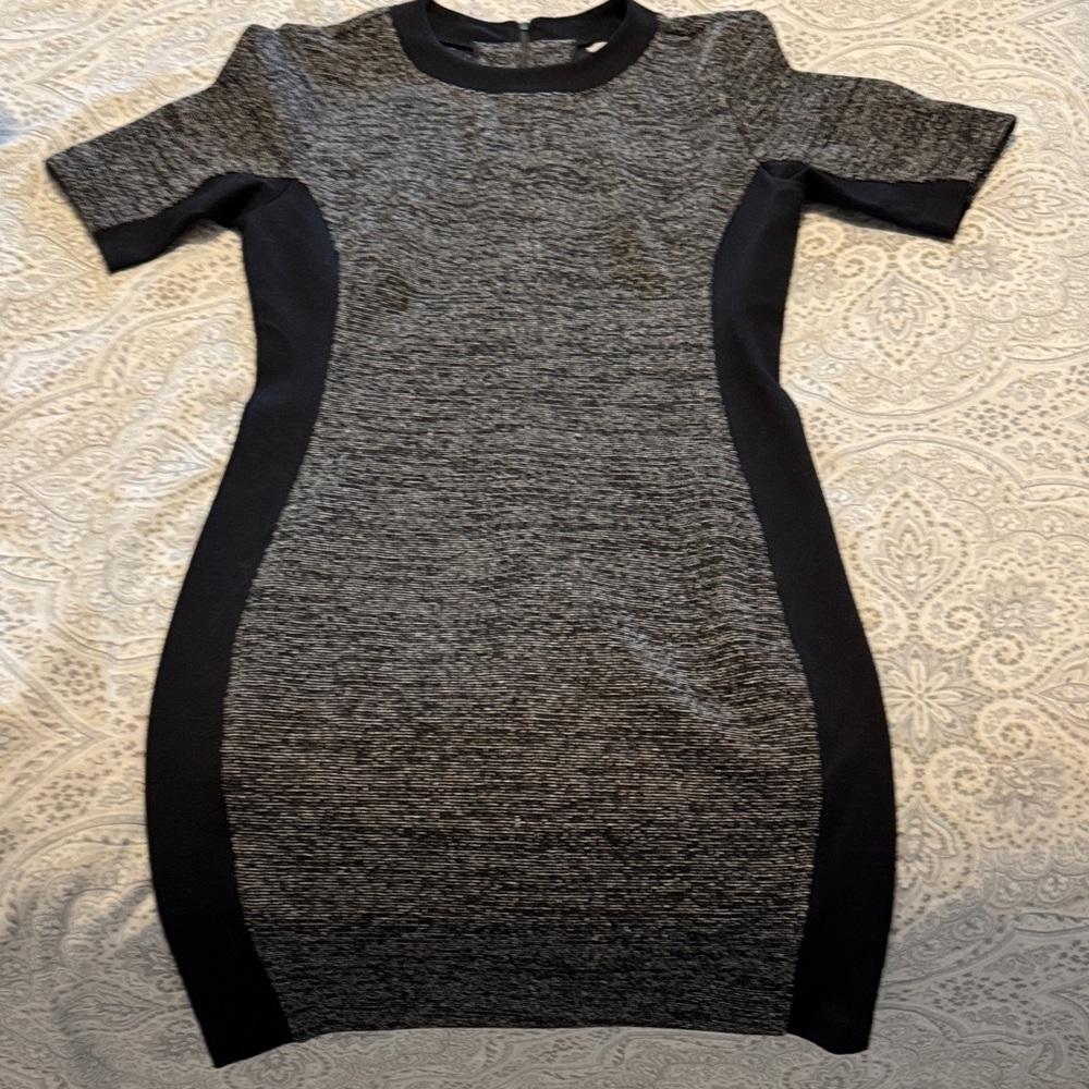 Halogen Elegant Black and Gray Women's Dress size -2Petite